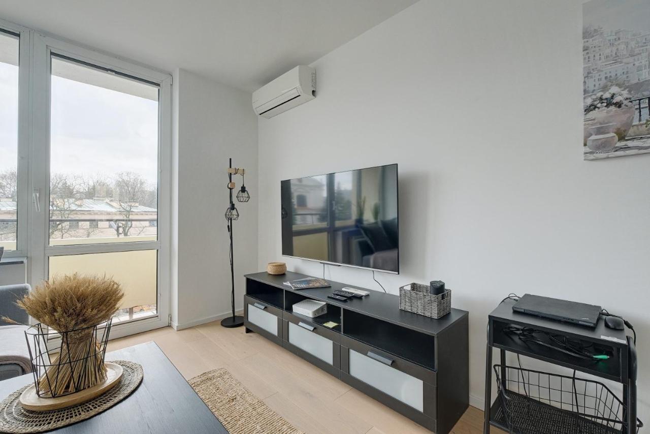 ורשה Luxurious 3Br Apt Center מראה חיצוני תמונה